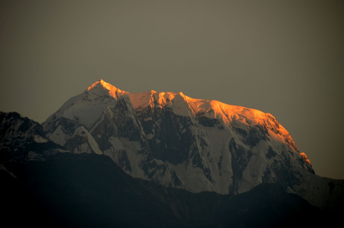 Pokhara Sarangkot Sunrise 05 Annapurna III 